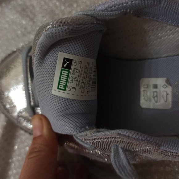 Puma Metallic Basket Platform Sneakers - Picture 8 of 10